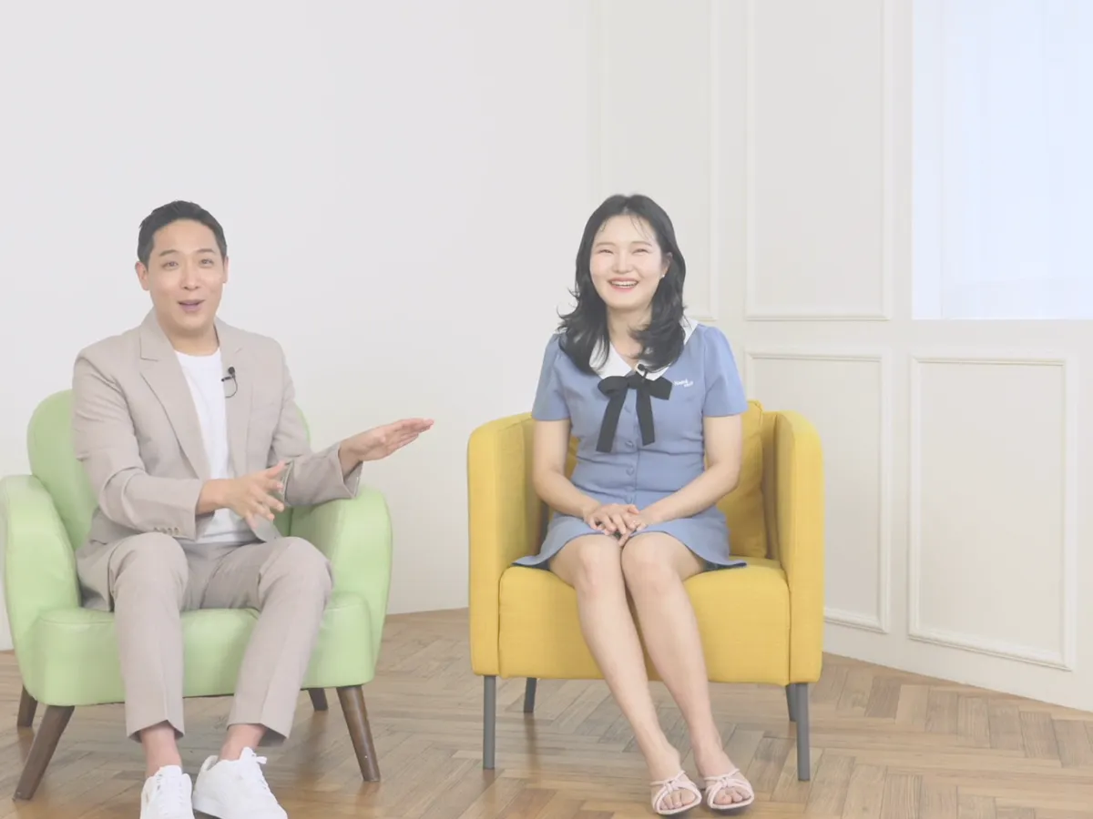 2대 카메라로 진행하는 인터뷰 현장 사진